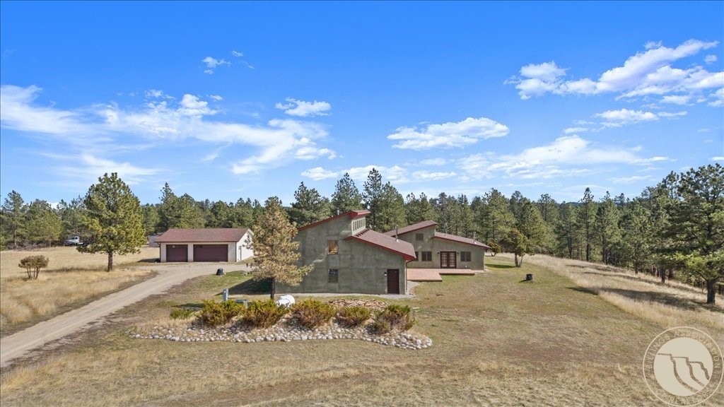 147 Stillwater Loop