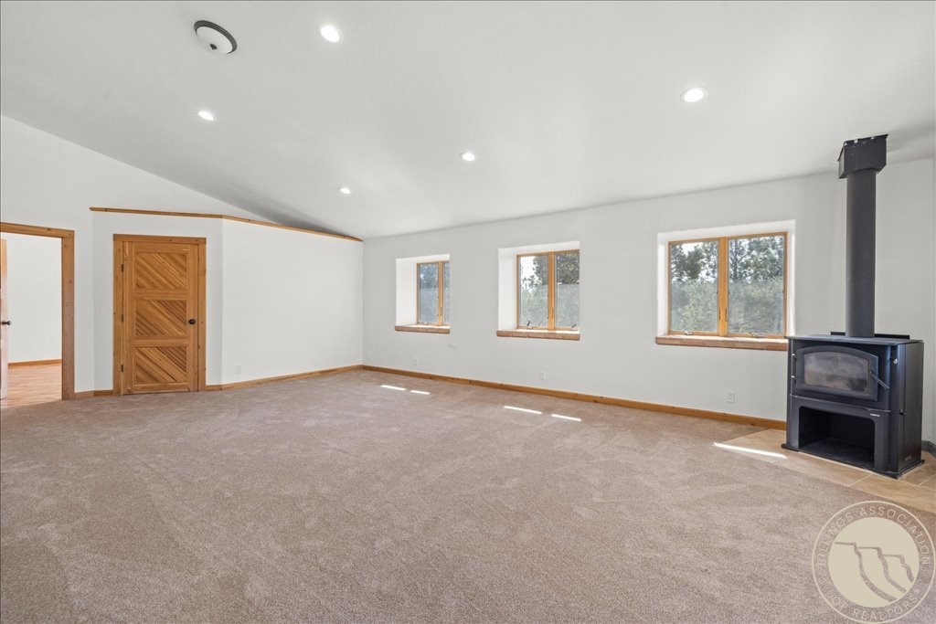 147 Stillwater Loop