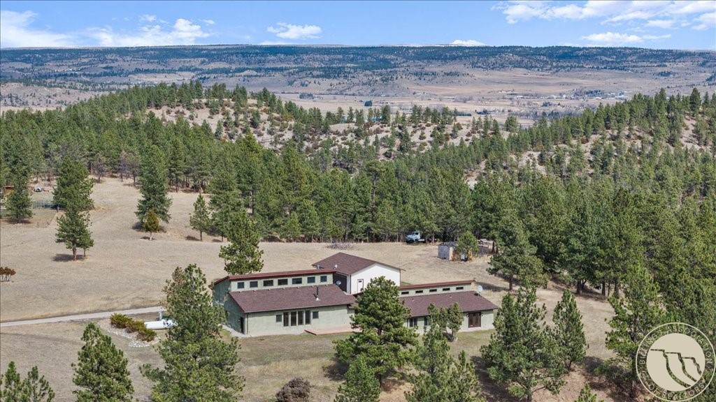 147 Stillwater Loop