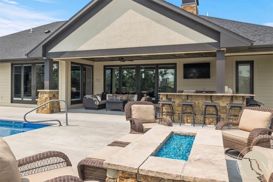 5528 Green Teal Drive