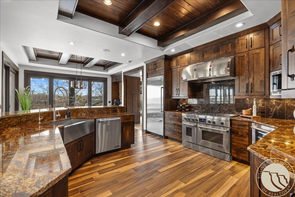 5528 Green Teal Drive