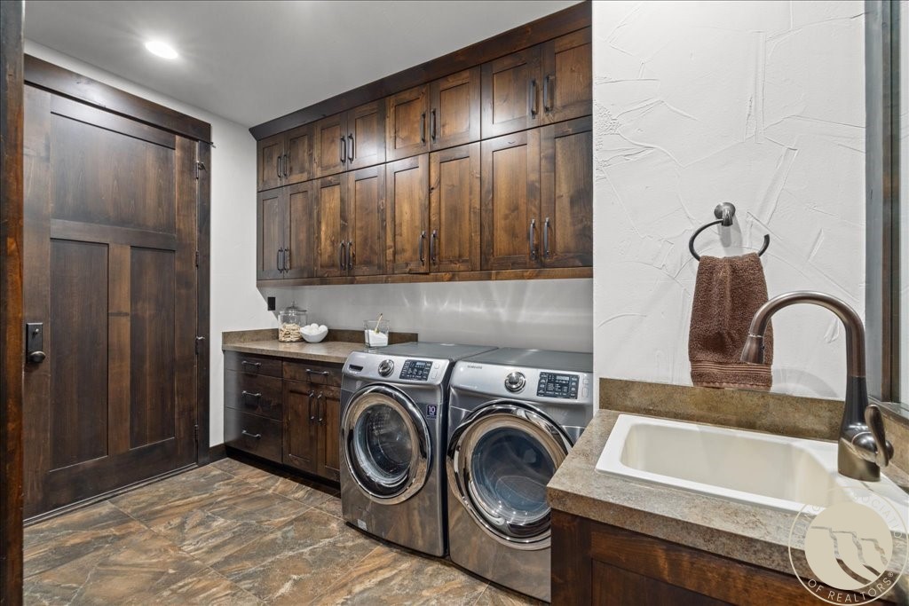 5528 Green Teal Drive