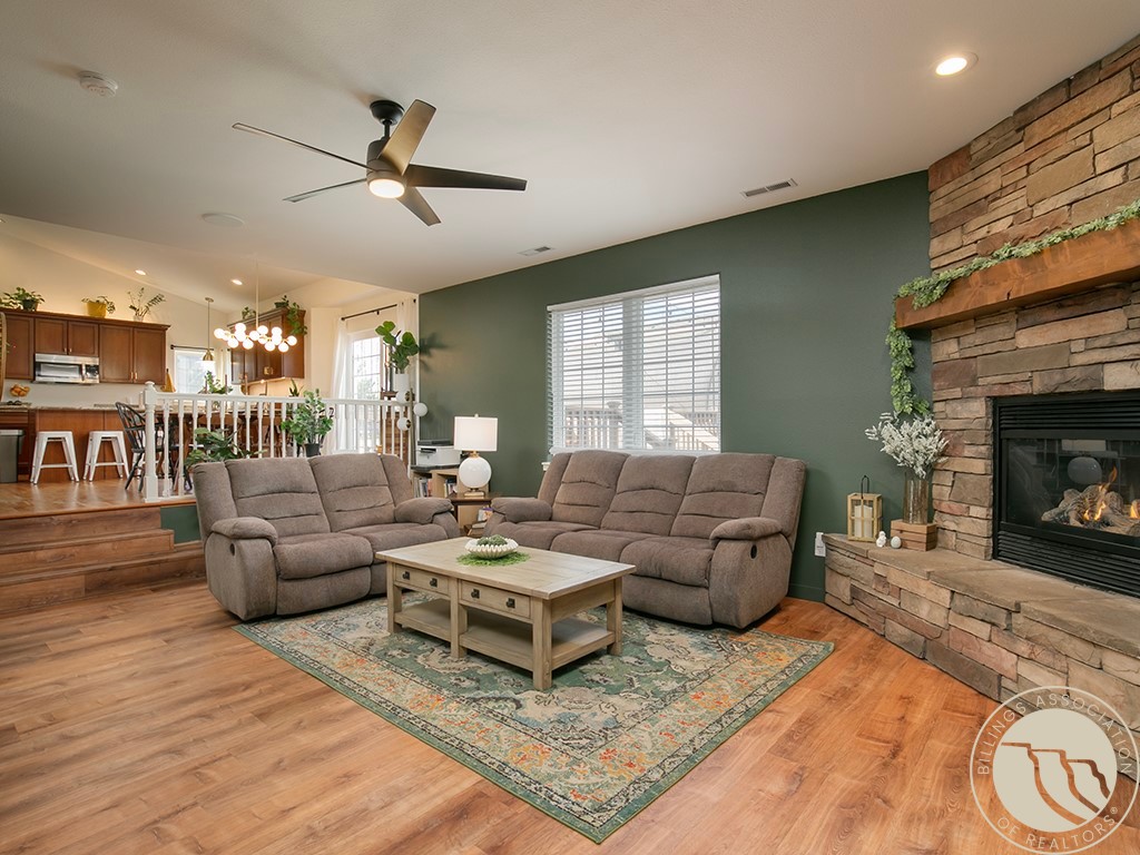 4238 Iron Horse Trail