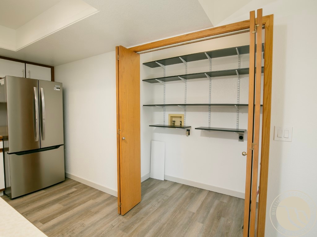 3441 Poly Drive 19