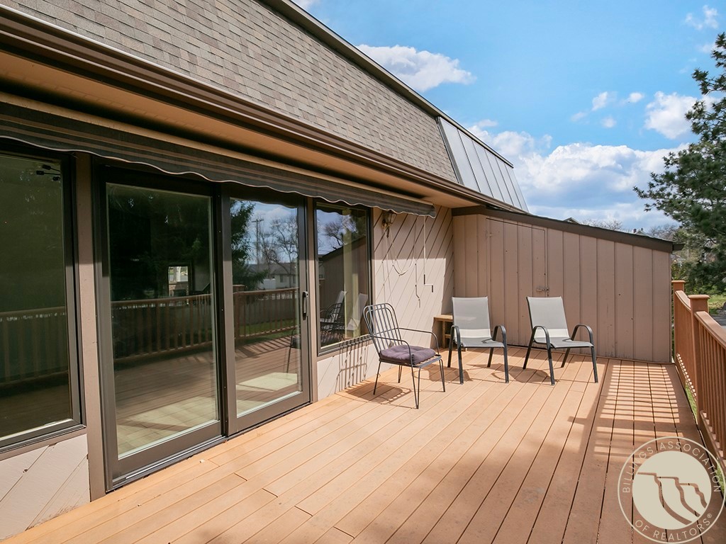 3441 Poly Drive 19
