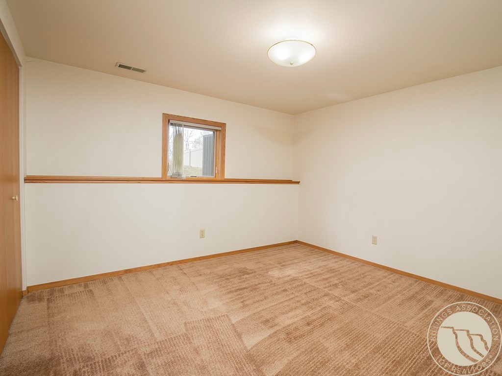 3441 Poly Drive 19