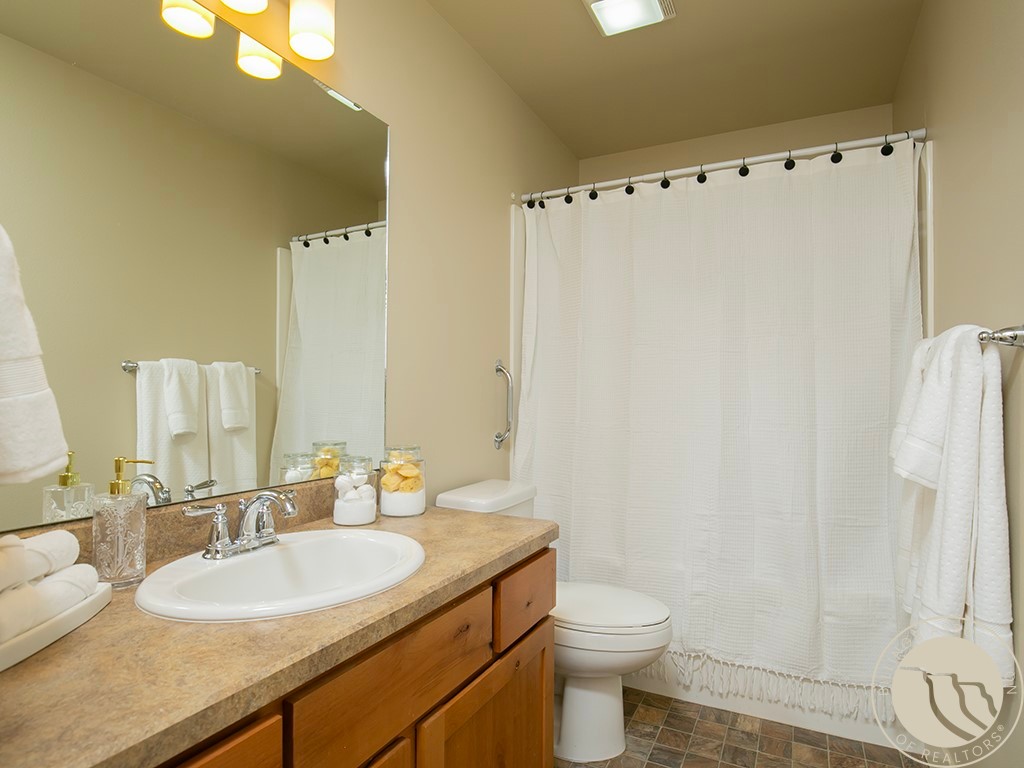 5130 Granite Peak Way