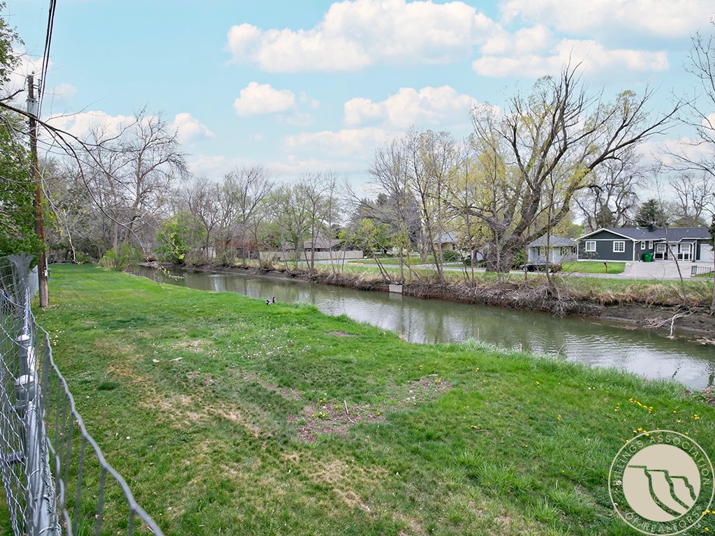 1220 Ponderosa Drive