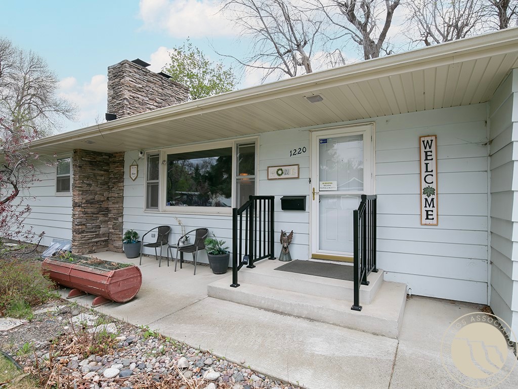 1220 Ponderosa Drive