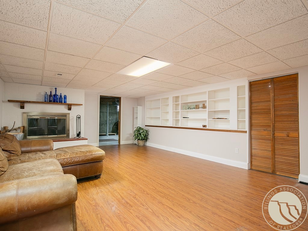 1220 Ponderosa Drive