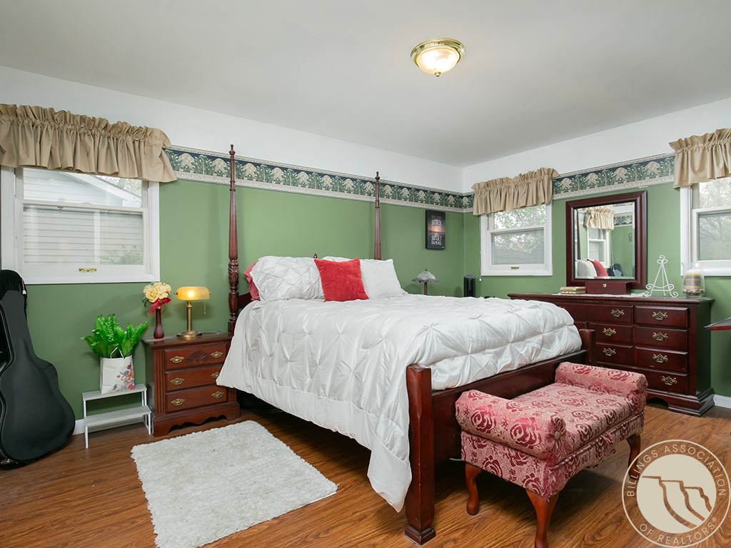 1220 Ponderosa Drive