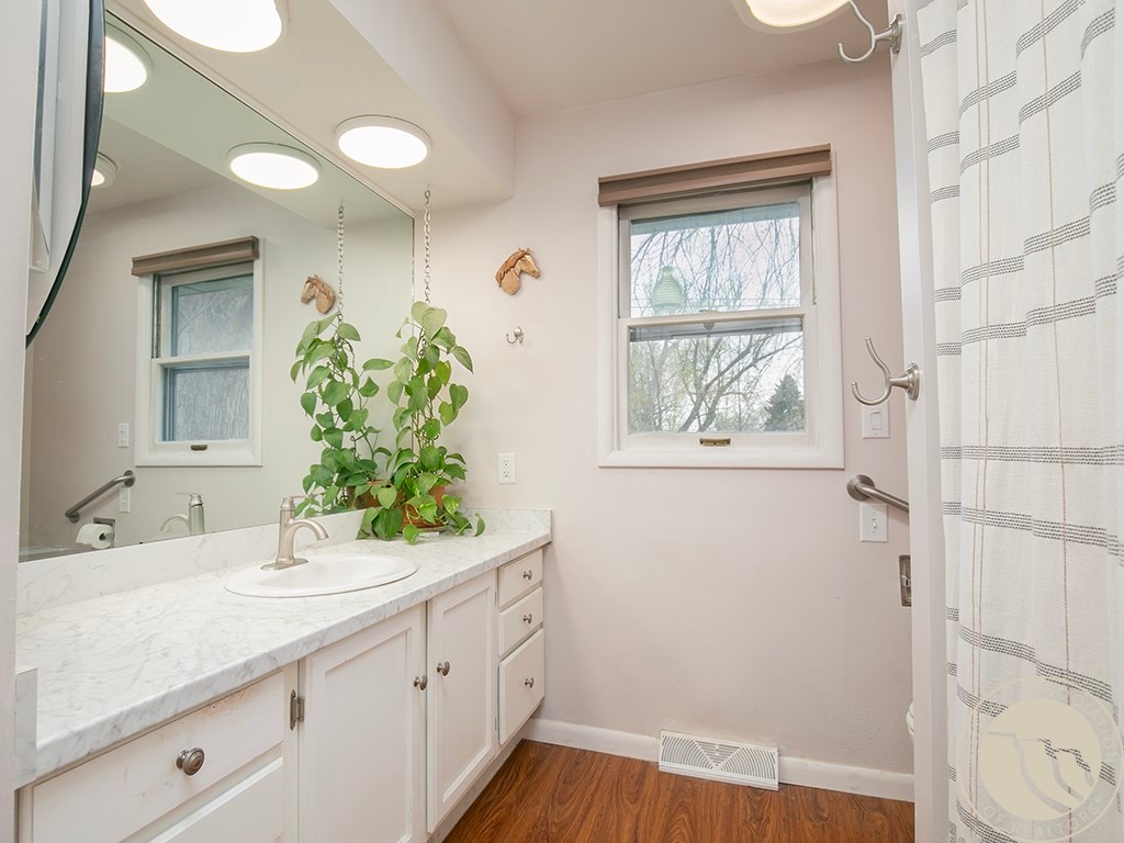 1220 Ponderosa Drive