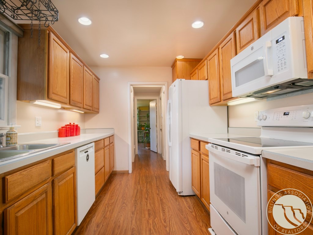 1220 Ponderosa Drive