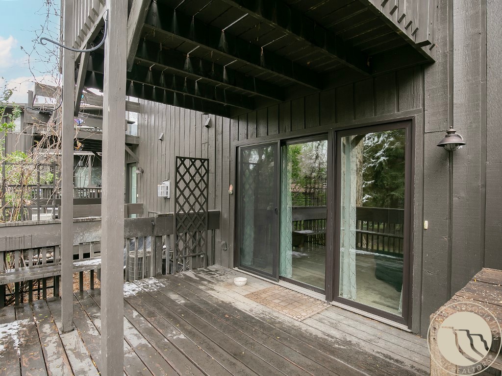 905 13th Street W