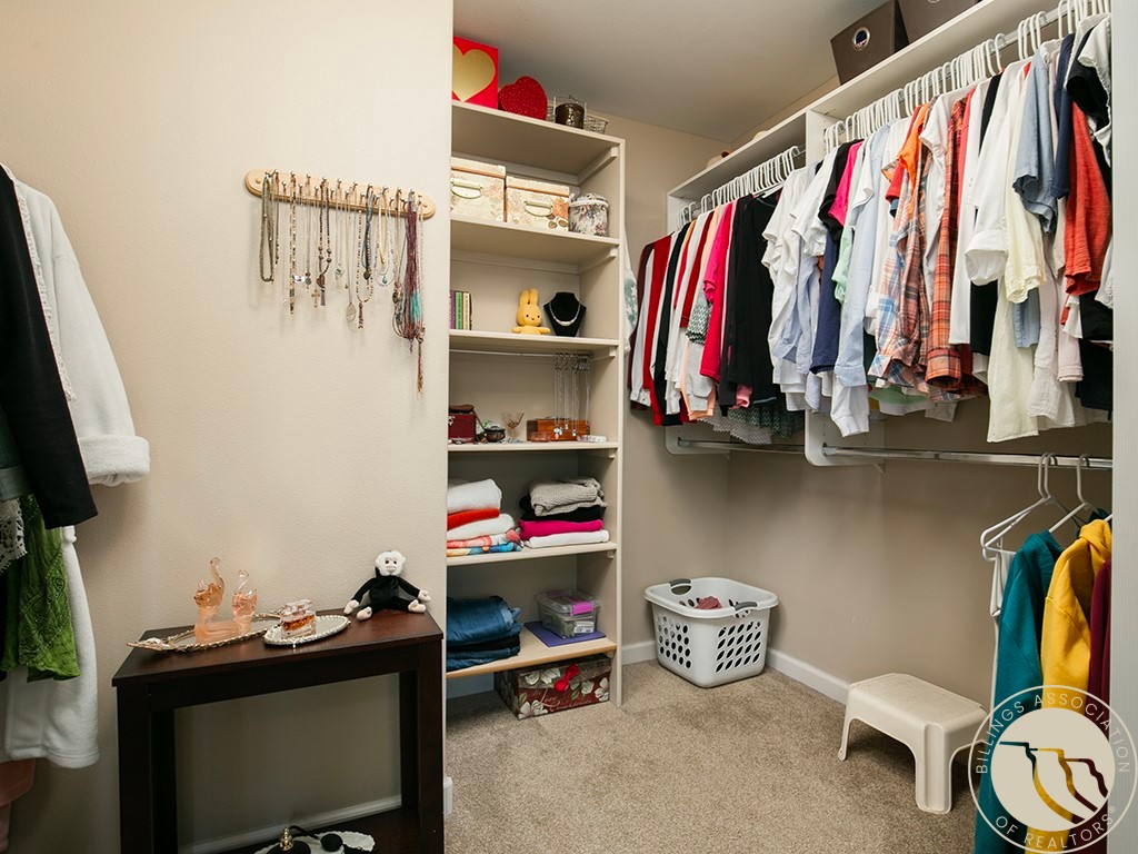905 13th Street W