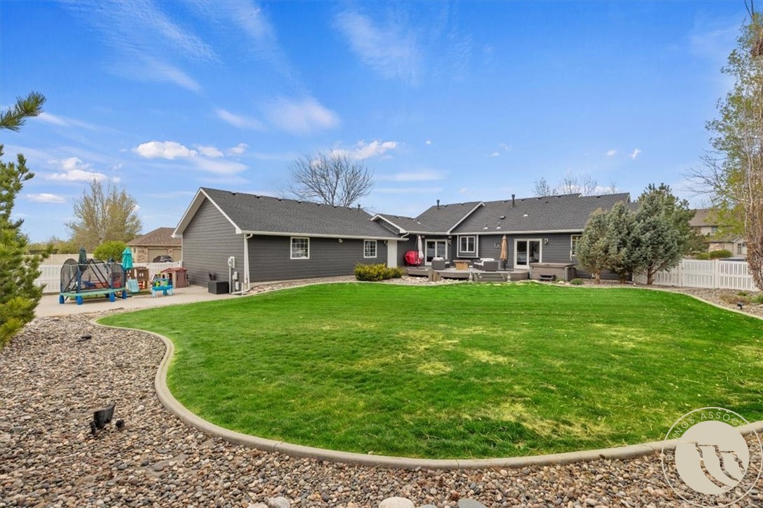2503 Aspen Way