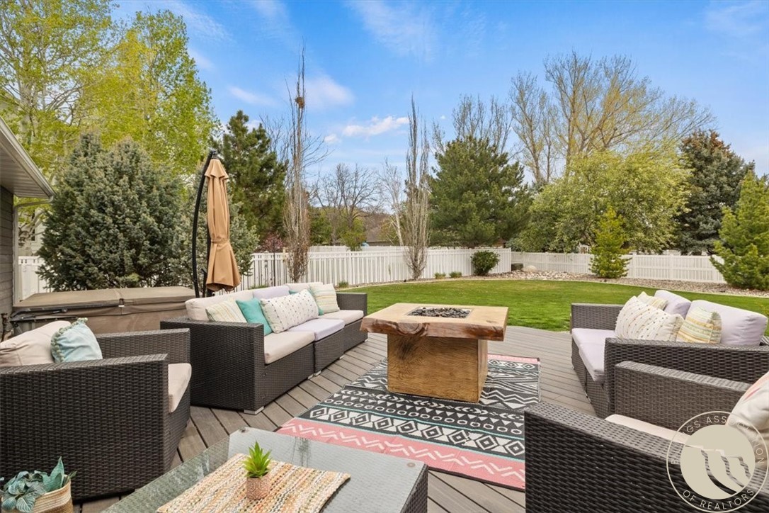 2503 Aspen Way