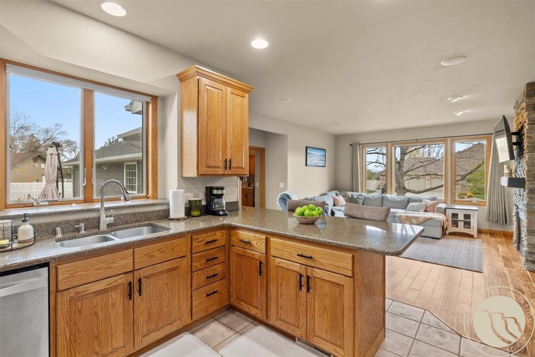 2503 Aspen Way