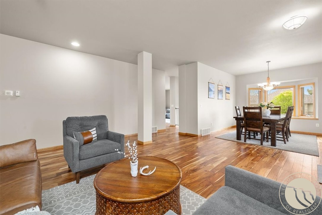 2503 Aspen Way