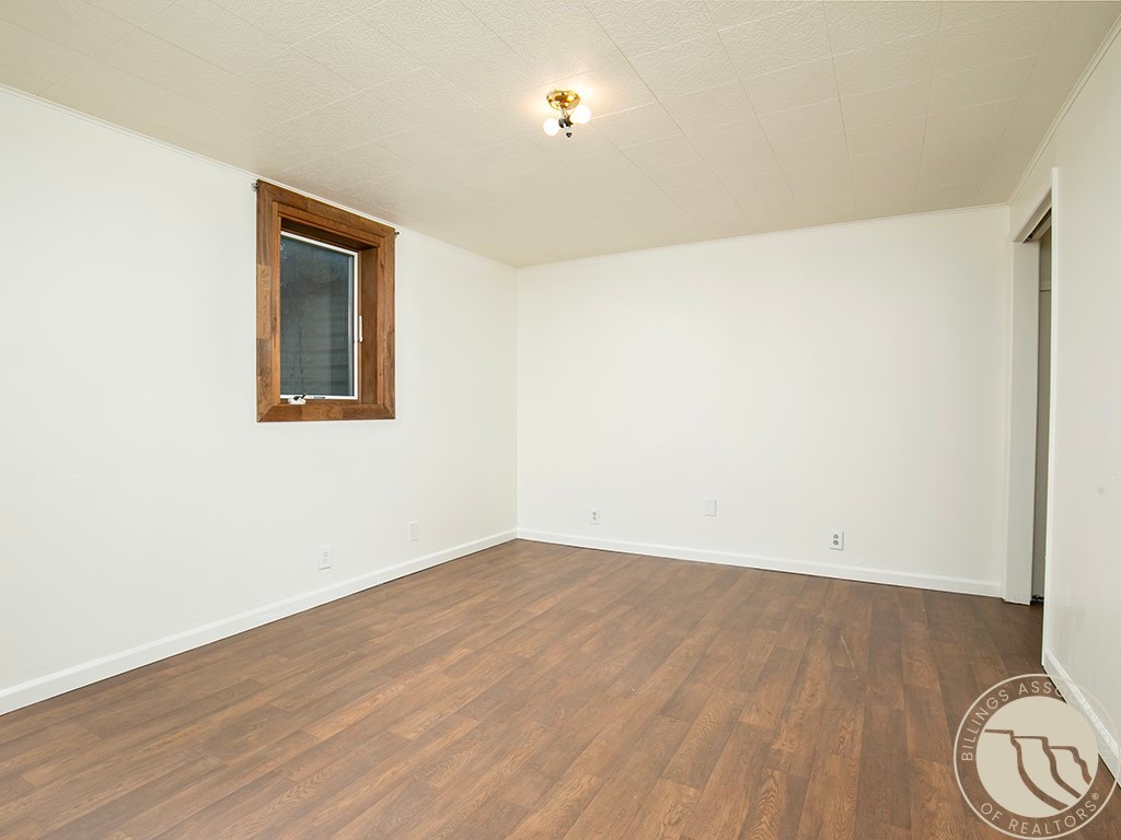 3415 Poly Drive