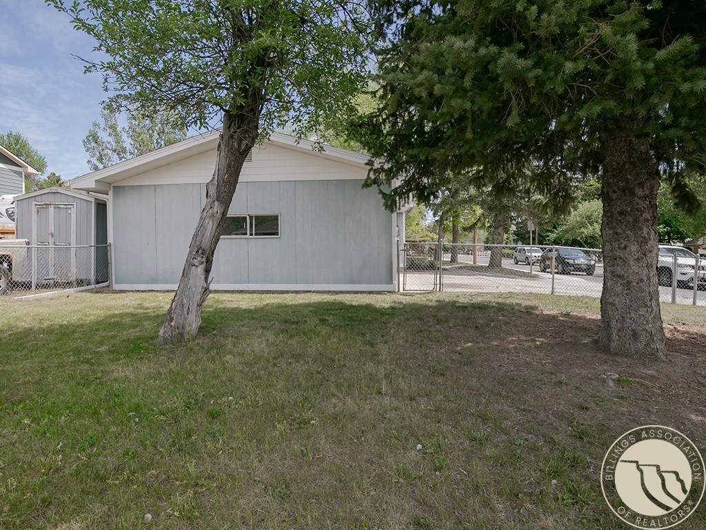 3415 Poly Drive