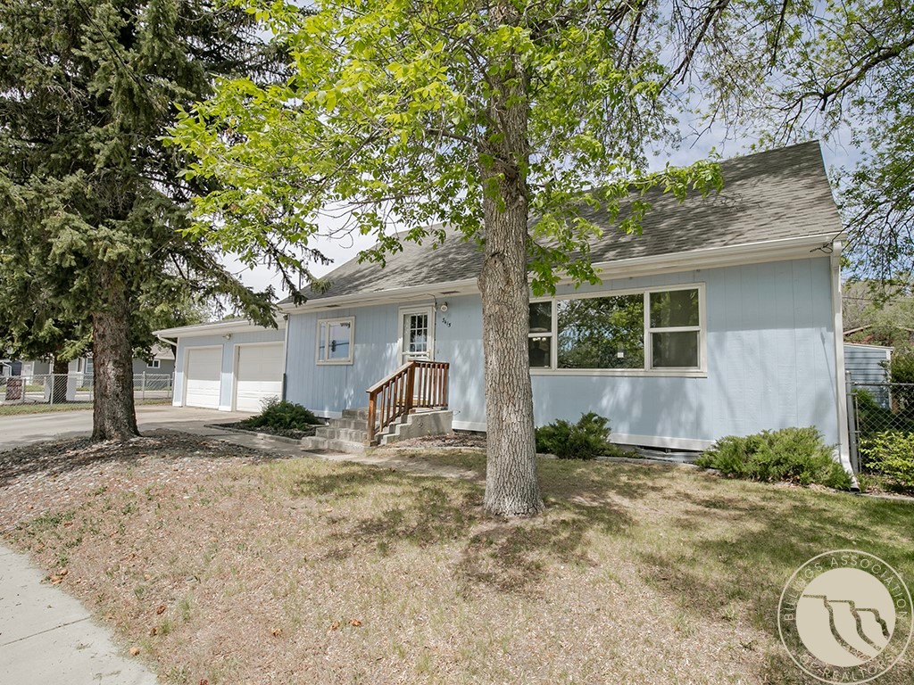 3415 Poly Drive