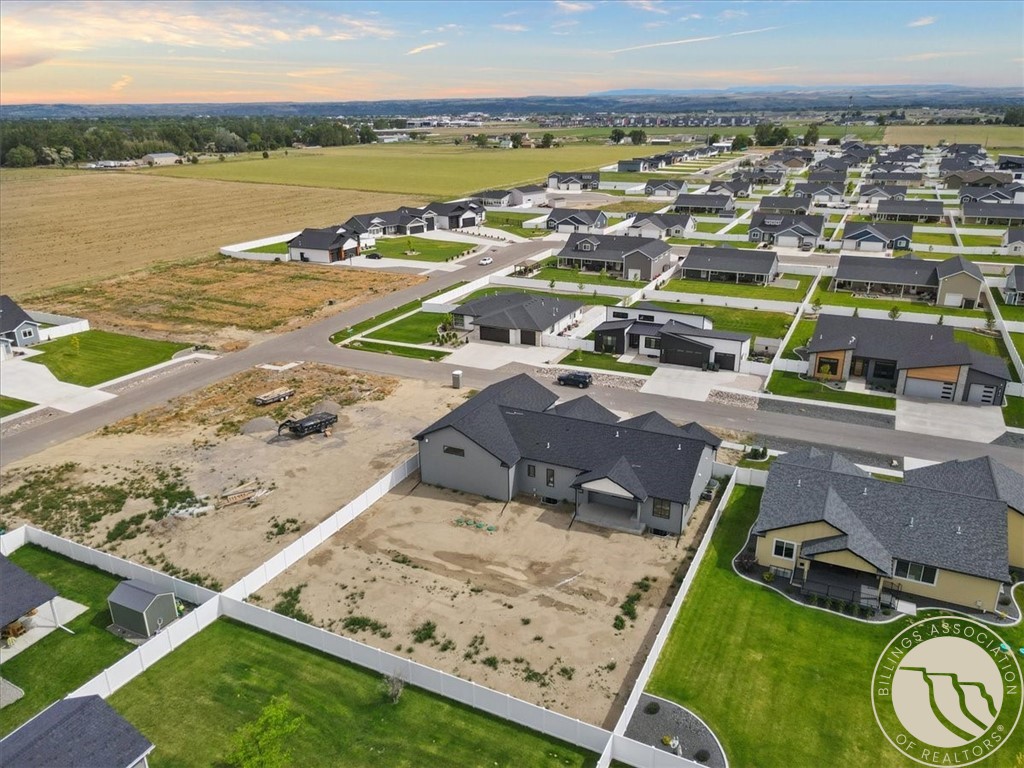 4613 Shining Light Lane