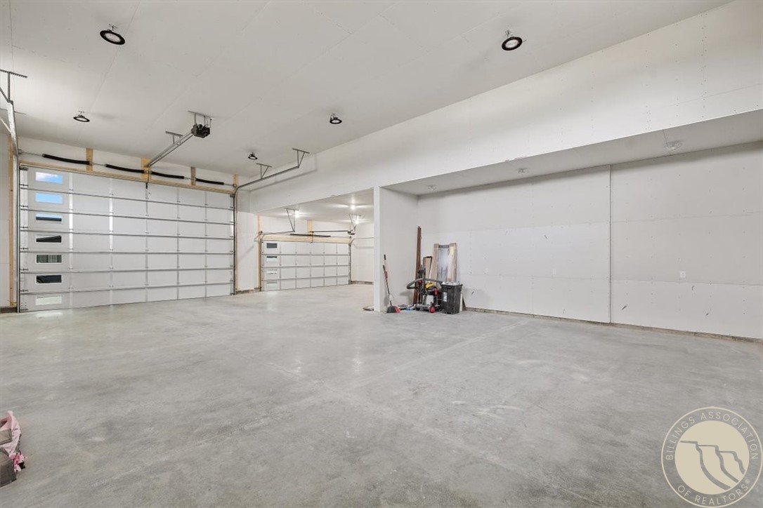 4613 Shining Light Lane