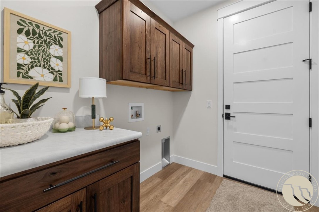 4613 Shining Light Lane