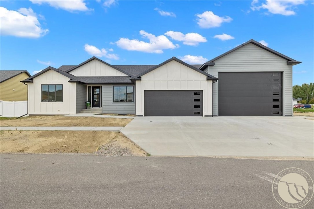 4613 Shining Light Lane