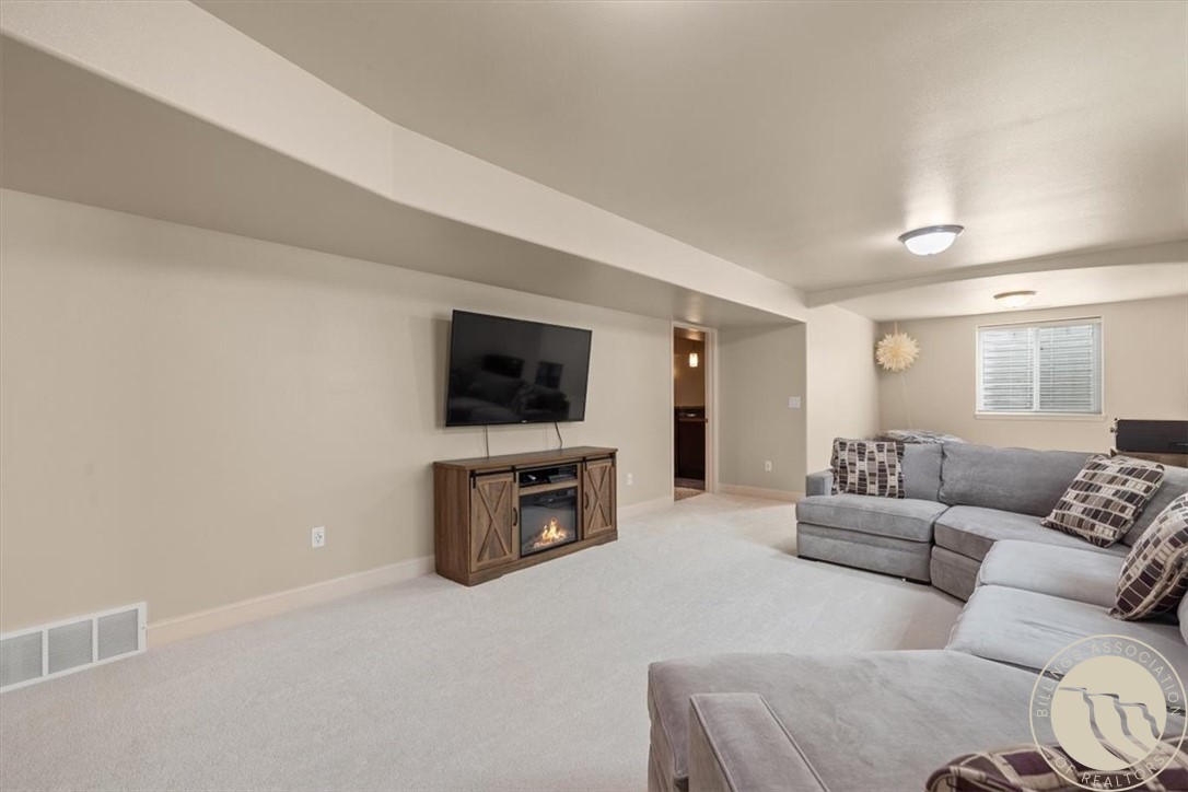 5210 Sacagawea Drive