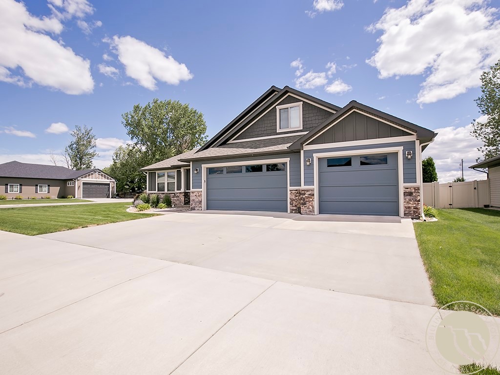 1145 Vineyard Way