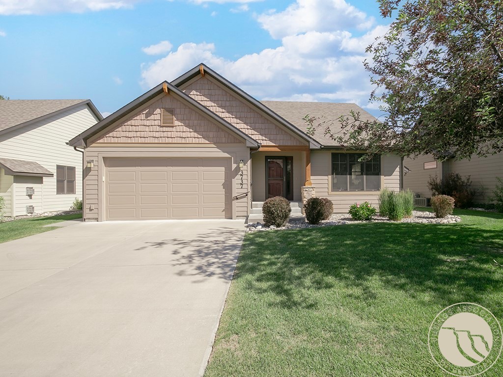 3737 Fairmeadow Court