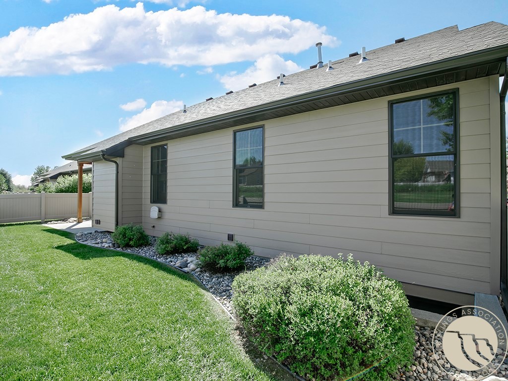 3737 Fairmeadow Court