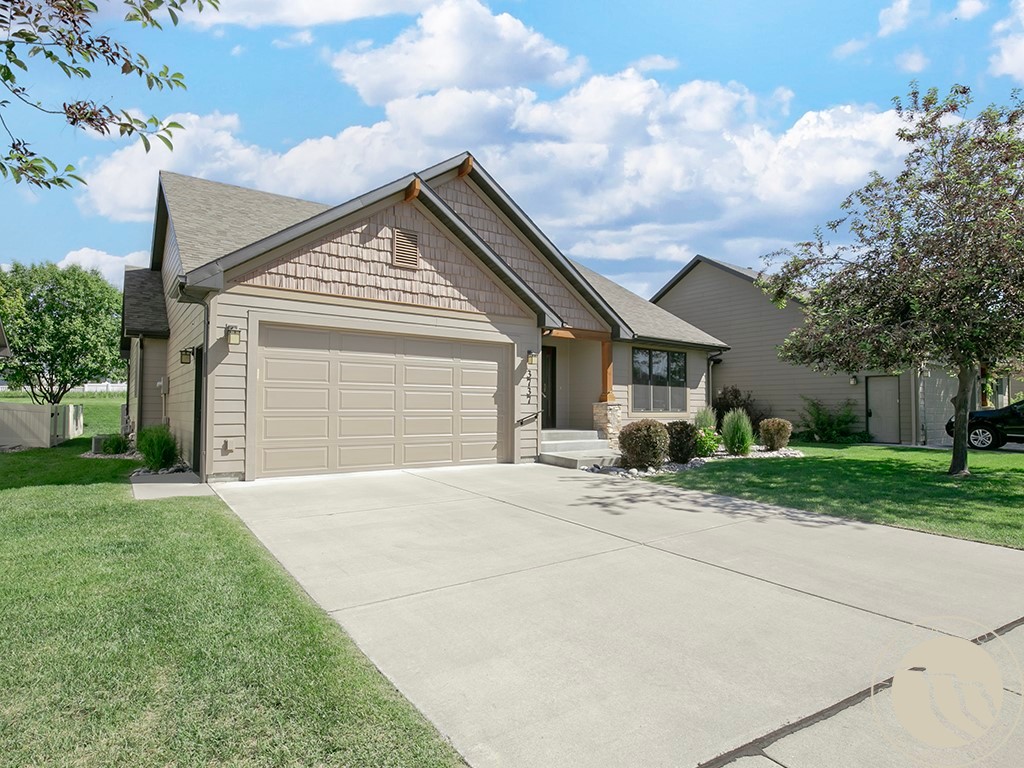 3737 Fairmeadow Court