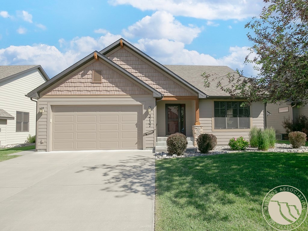 3737 Fairmeadow Court