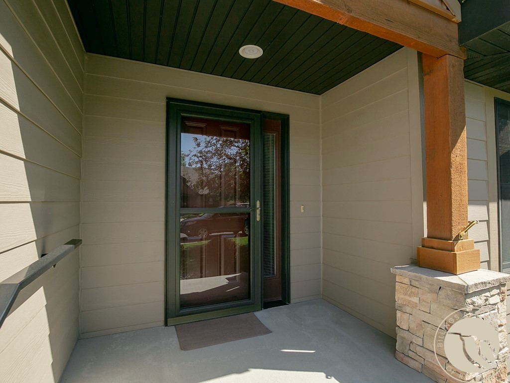 3737 Fairmeadow Court
