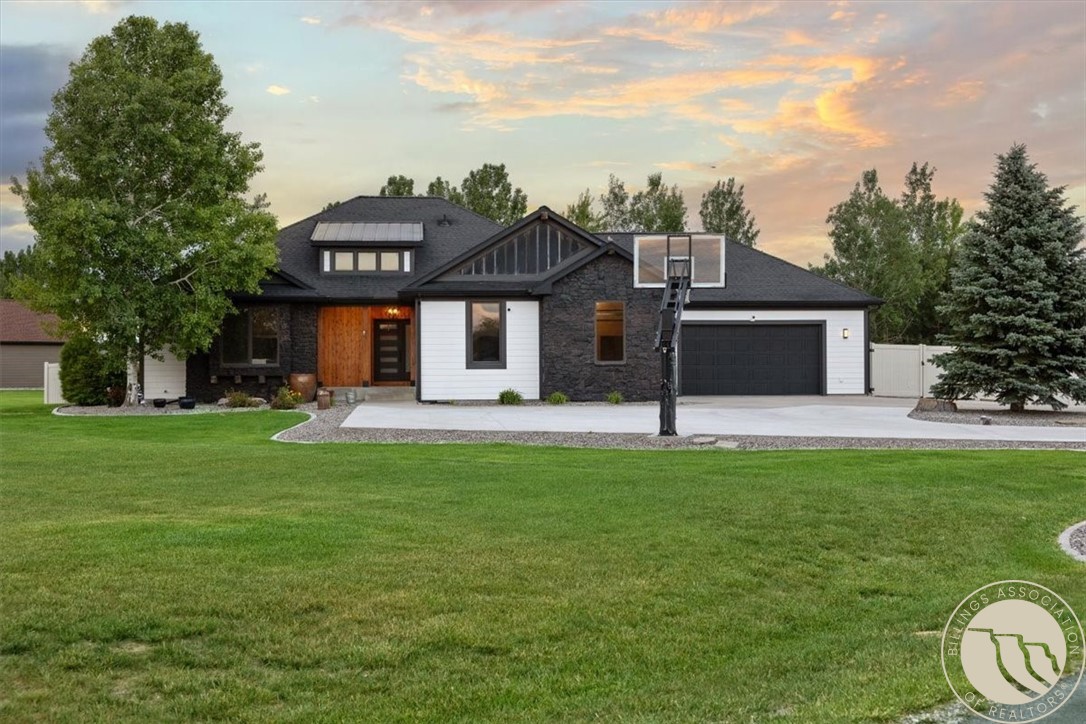 5345 Mule Deer Court