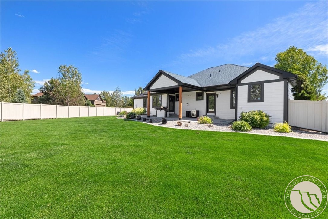 5345 Mule Deer Court