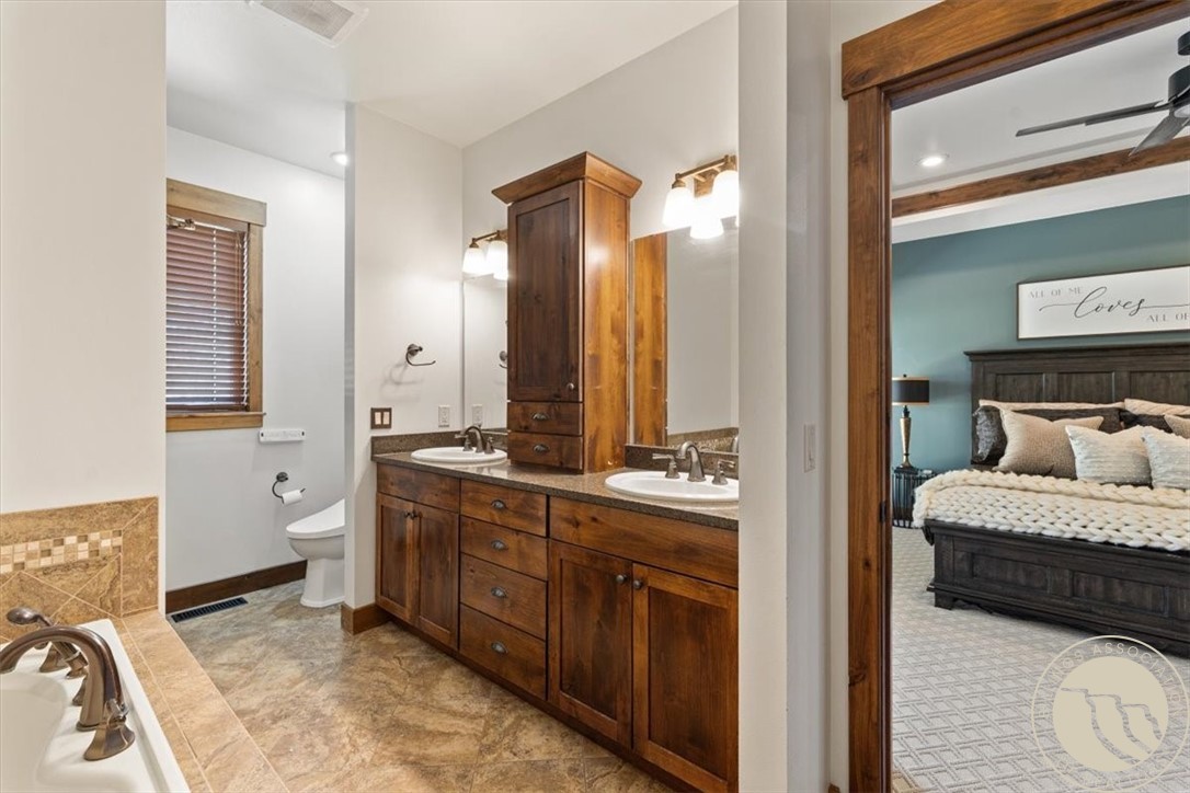 5345 Mule Deer Court