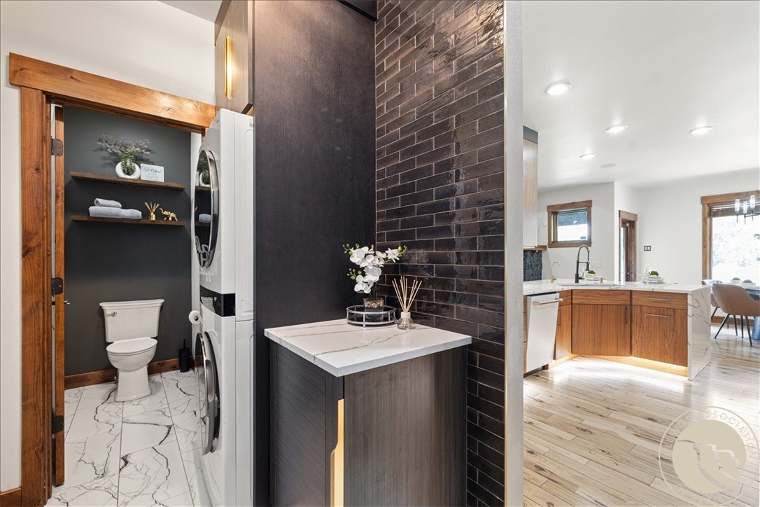 5345 Mule Deer Court