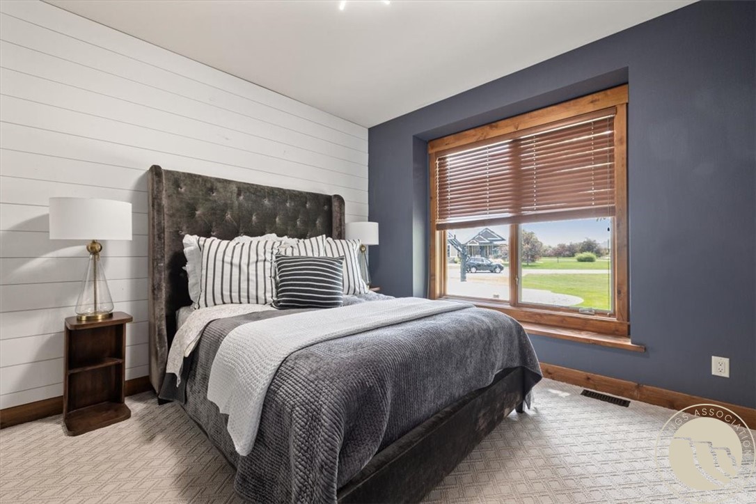 5345 Mule Deer Court