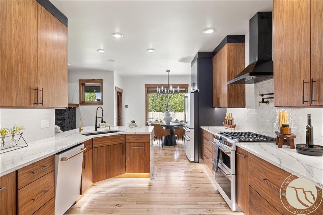 5345 Mule Deer Court