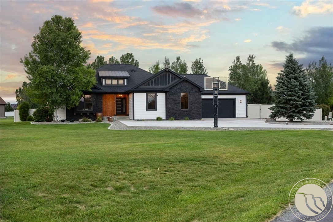 5345 Mule Deer Court