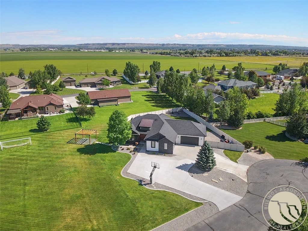5345 Mule Deer Court