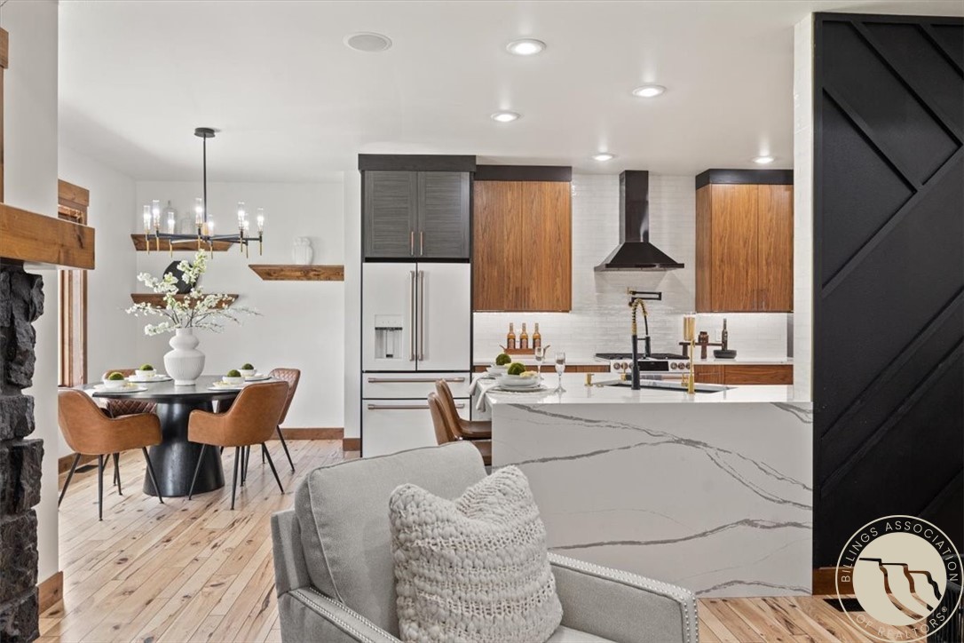 5345 Mule Deer Court