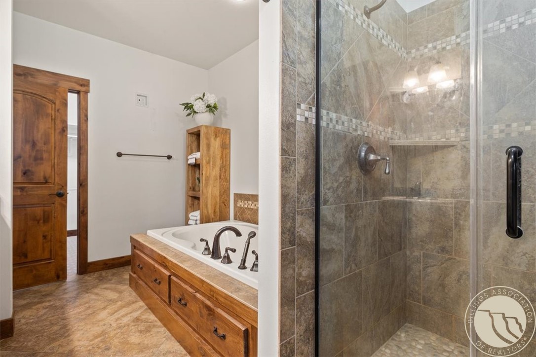5345 Mule Deer Court