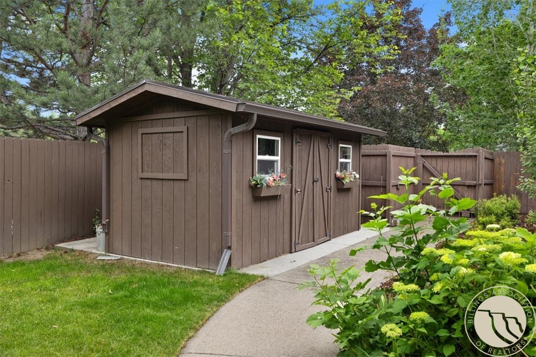 3043 Lloyd Mangrum Lane