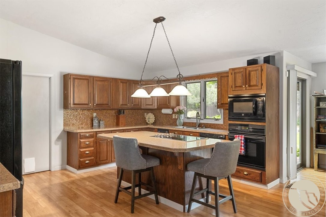 3043 Lloyd Mangrum Lane