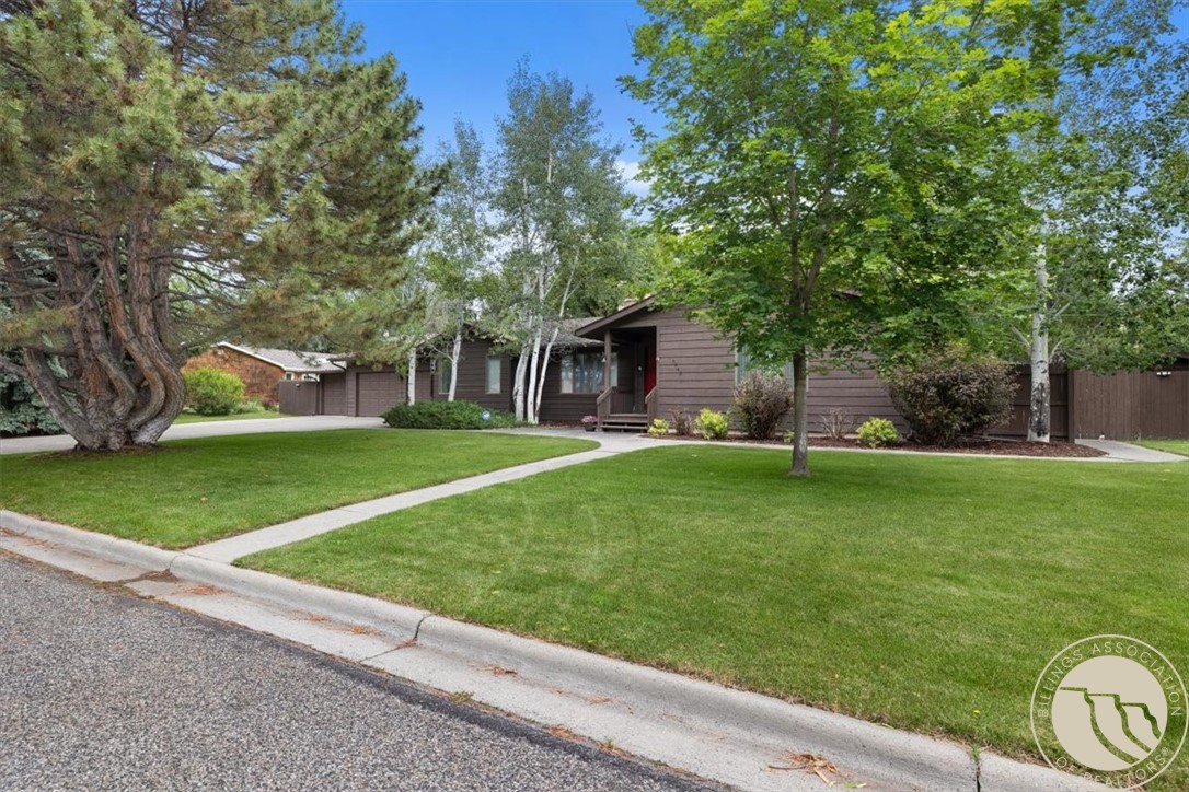 3043 Lloyd Mangrum Lane